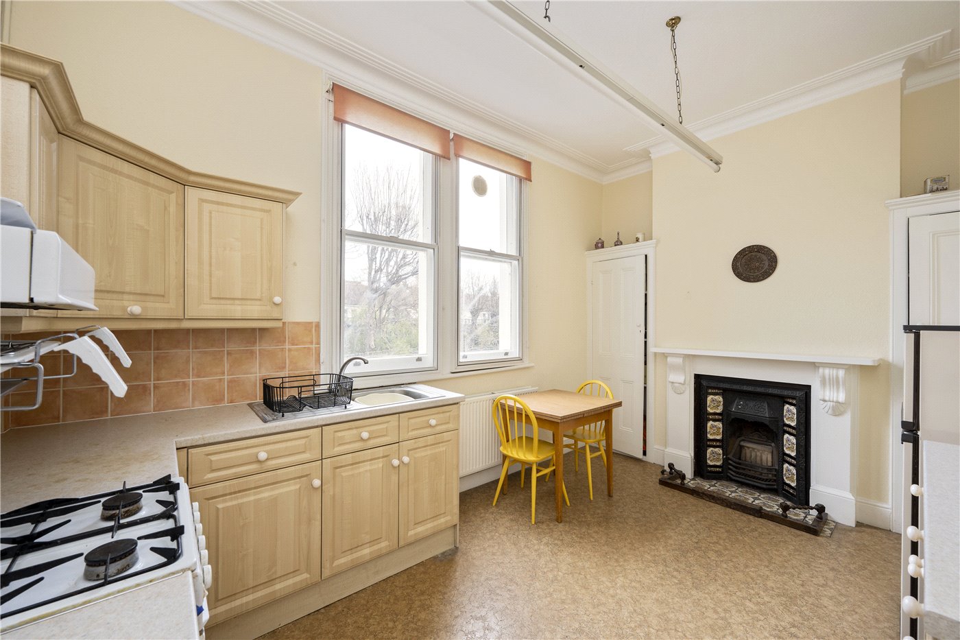 Rollscourt Avenue, London, SE24